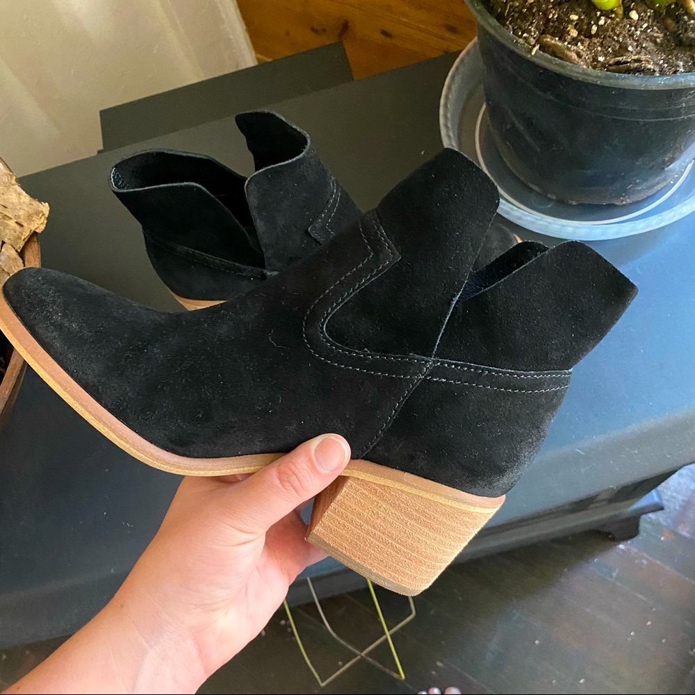BP Suede Booties 🖤🕶♟